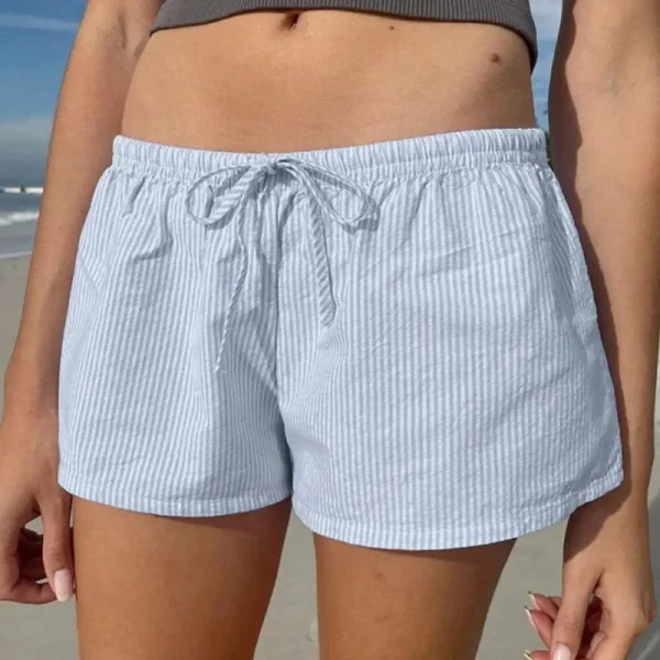short rayé bleu et blanc femme court