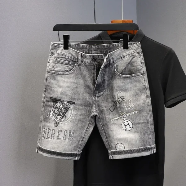 short en jean gris lisière graphique