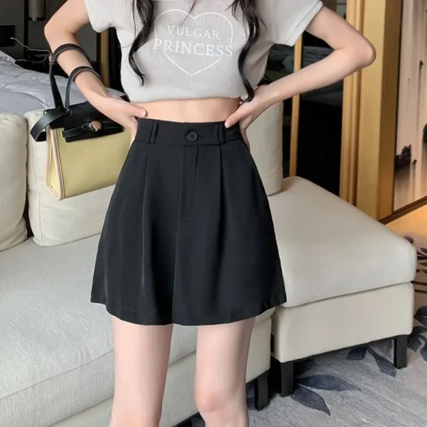 short femme hiver noir fluide