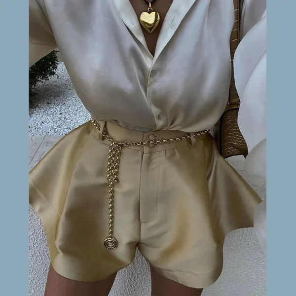 short large femme en soie