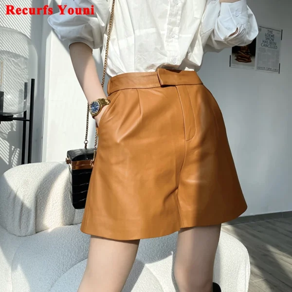 short en cuir femme classique