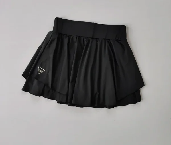 jupe short noir volant légère