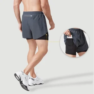 short très court homme de course