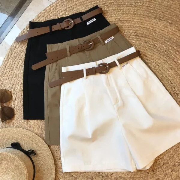 short large femme classique