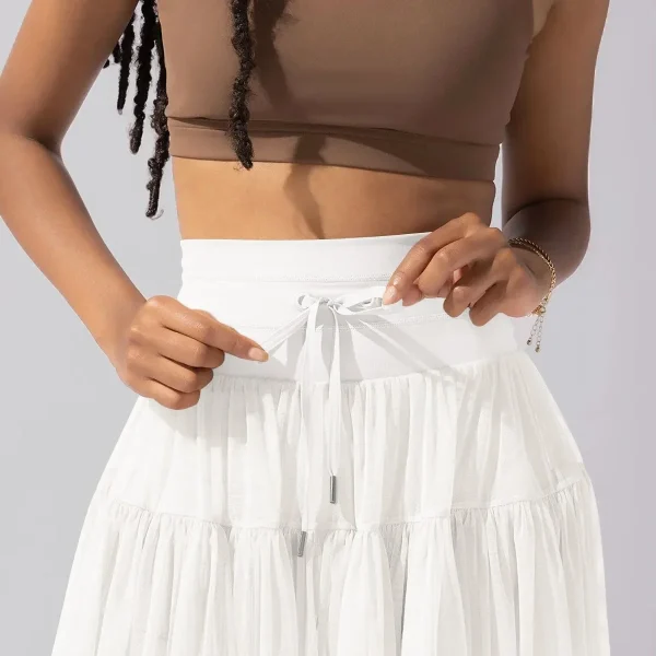 jupe short blanche plissée voile